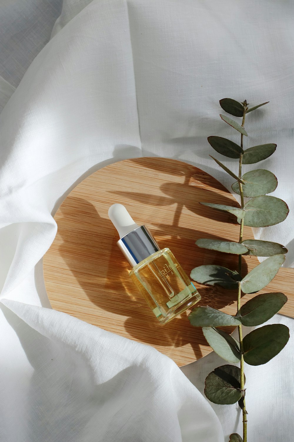 Serum und Pflege, Stimmungsbild zur Microneedling-Behandlung